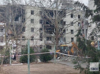 Десять человек пострадали после взрыва в многоэтажке в Севастополе: один ребенок в тяжелом состоянии