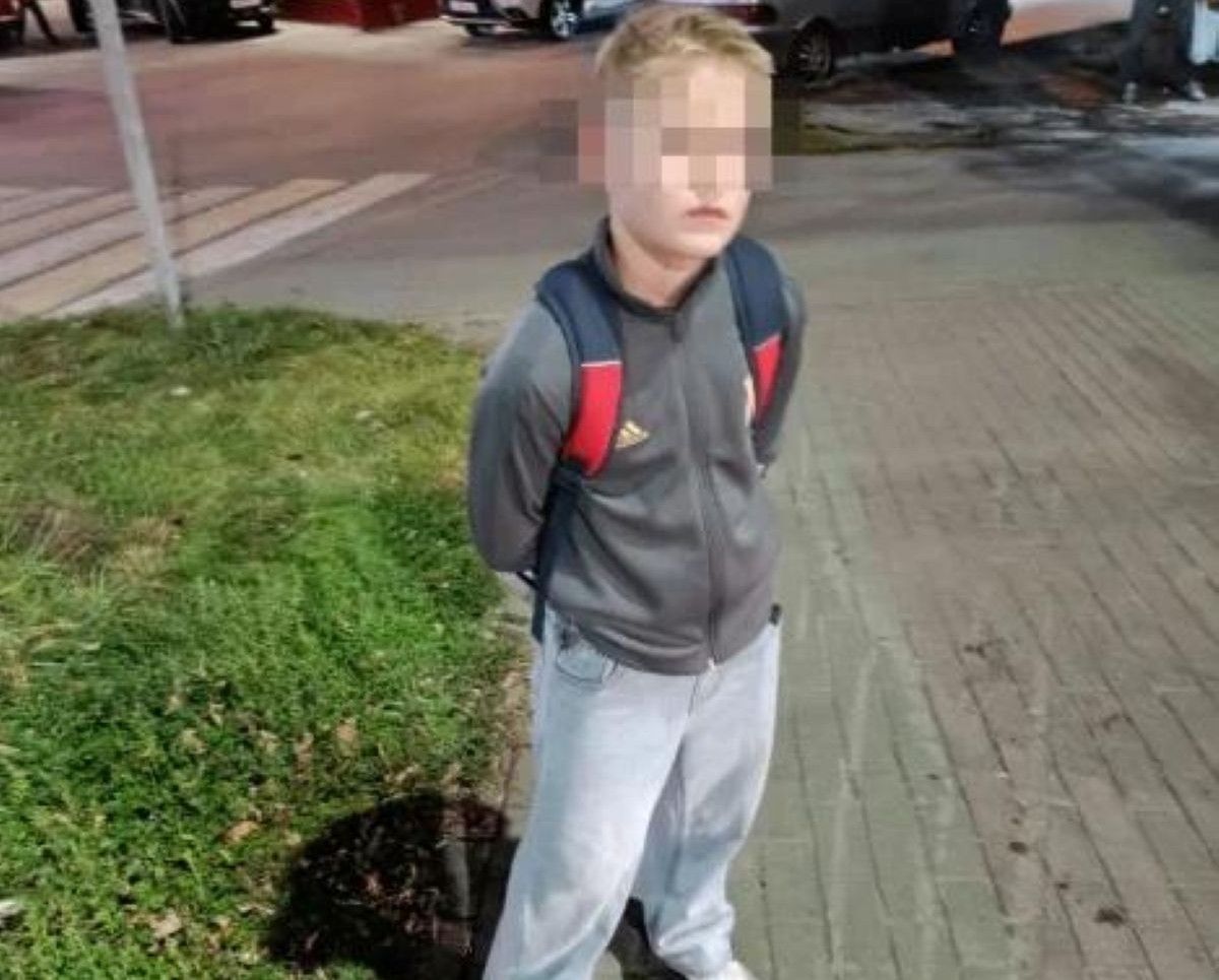 Водитель калужского троллейбуса поймал малолетнего зацепера