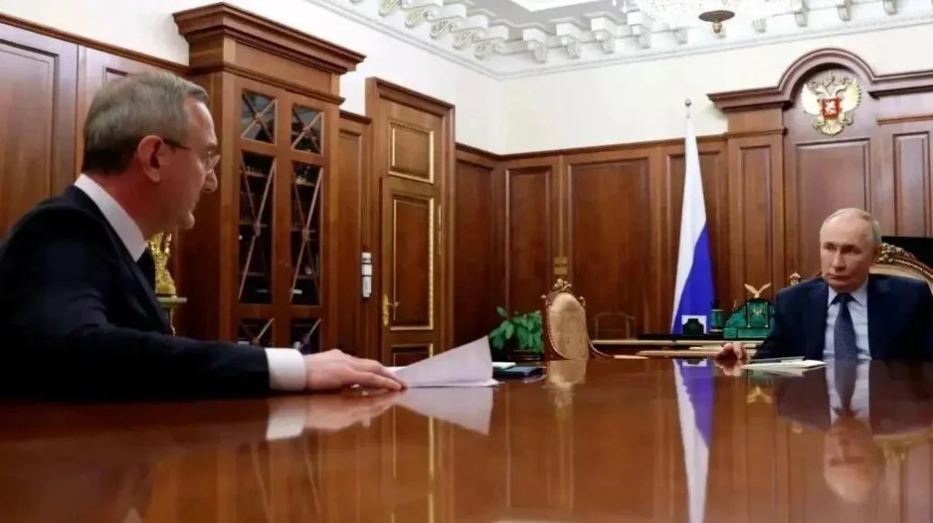 Владислав Шапша поздравил президента России Владимира Путина с 74-летием