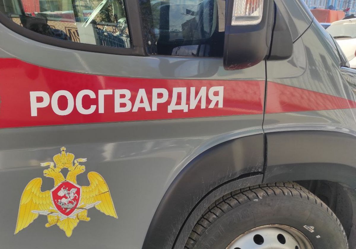 Неадекват устроил дебош в калужском диспансере и был нейтрализован Росгвардией