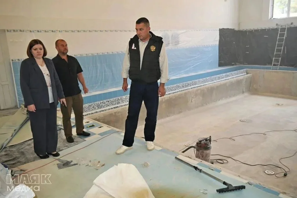 В Малоярославце ремонтируют бассейны