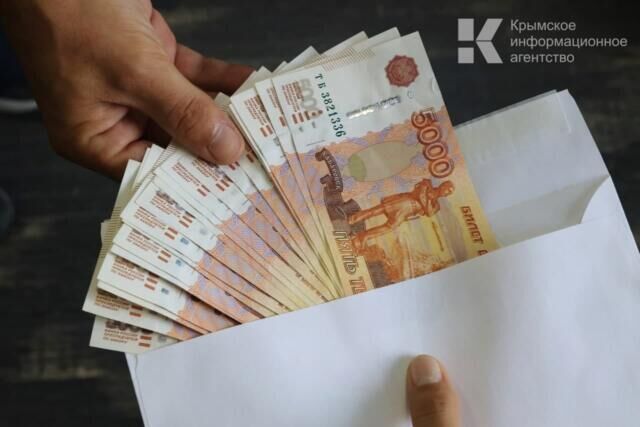 В Крыму почти в три раза выросло число нелегалов на финансовом рынке
