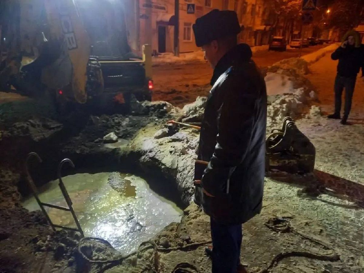 Семь многоквартирных домов в Калуге остались без воды