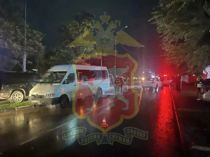 Пенсионерка погибла под колёсами двух автомобилей под Симферополем