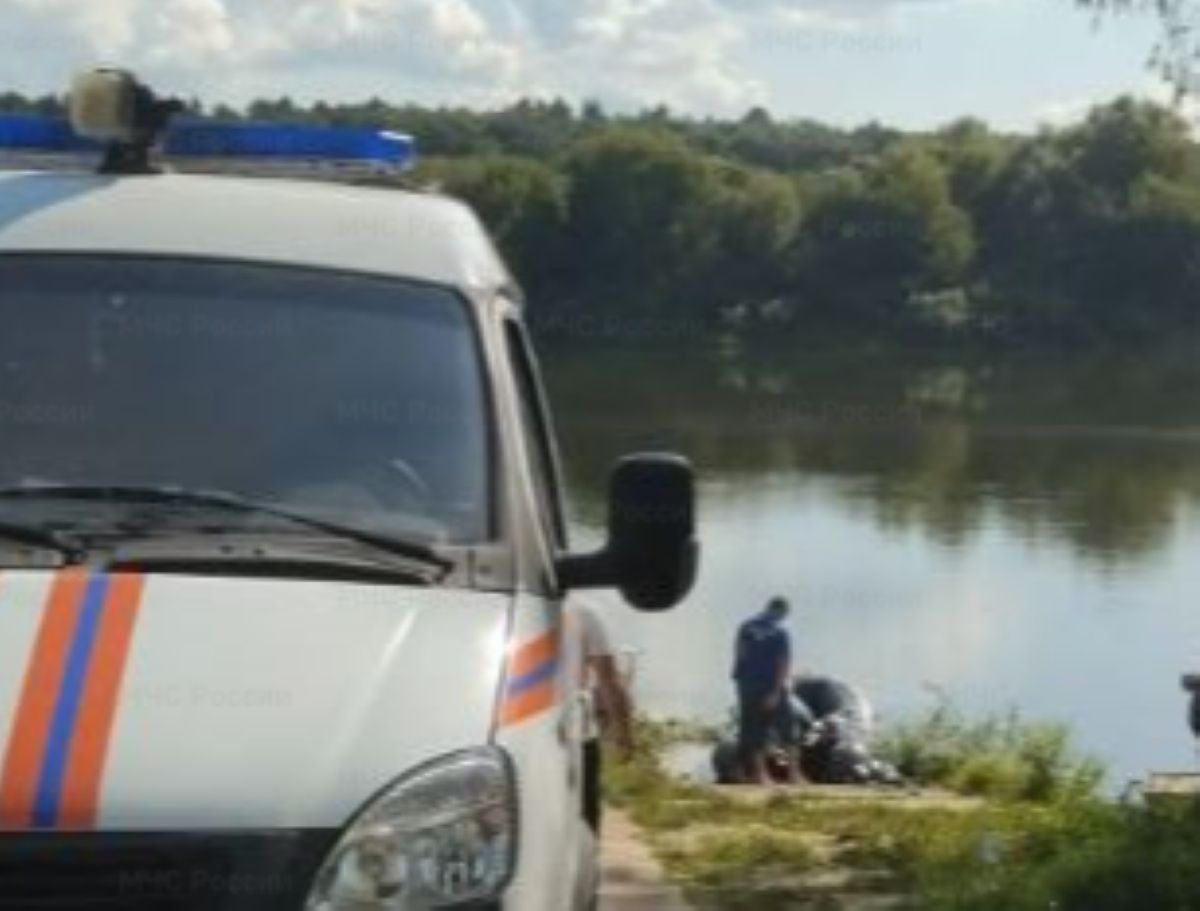 Из Оки в Калуге вытащили тело мужчины