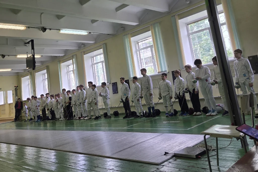 В Калуге прошло первенство города по фехтованию на шпагах 