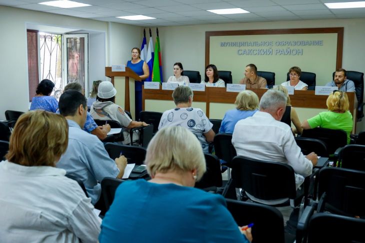 В городах Крыма проводят встречи с представителями бизнеса