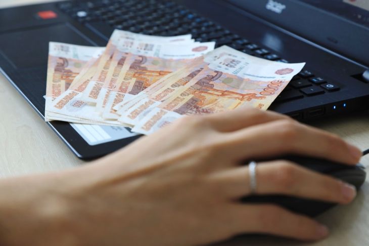 75% участников опроса ВТБ держат накопления в банках