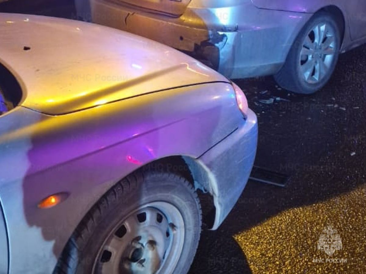 В Балабаново три автомобиля не поделили дорогу