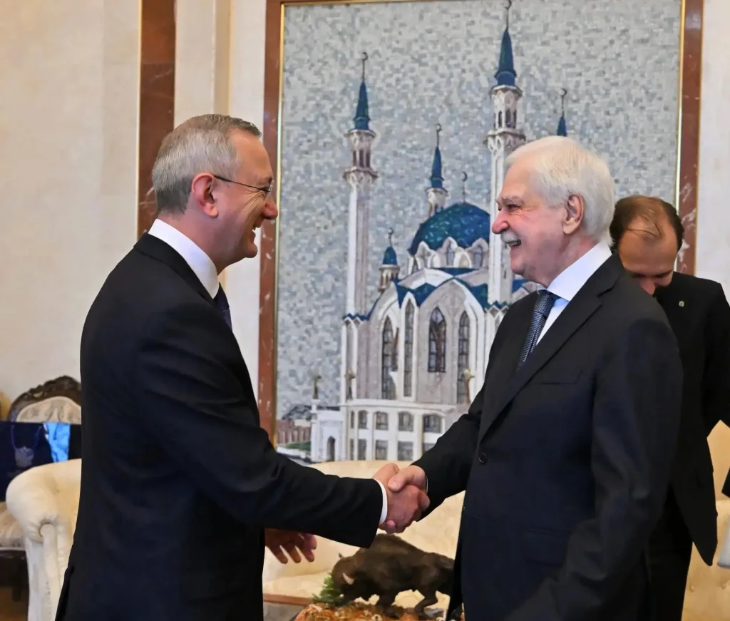 Владислав Шапша обсудил с послом России в Беларуси итоги и перспективы сотрудничества
