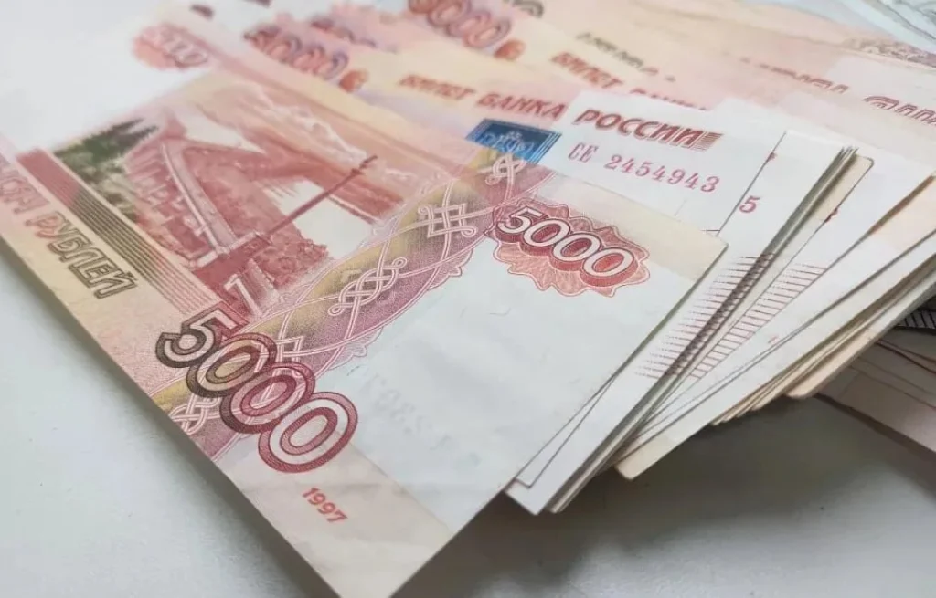 В Калужской области вдове помогли вернуть 100 тысяч рублей 