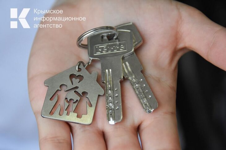 Названа средняя зарплата риелторов в Крыму