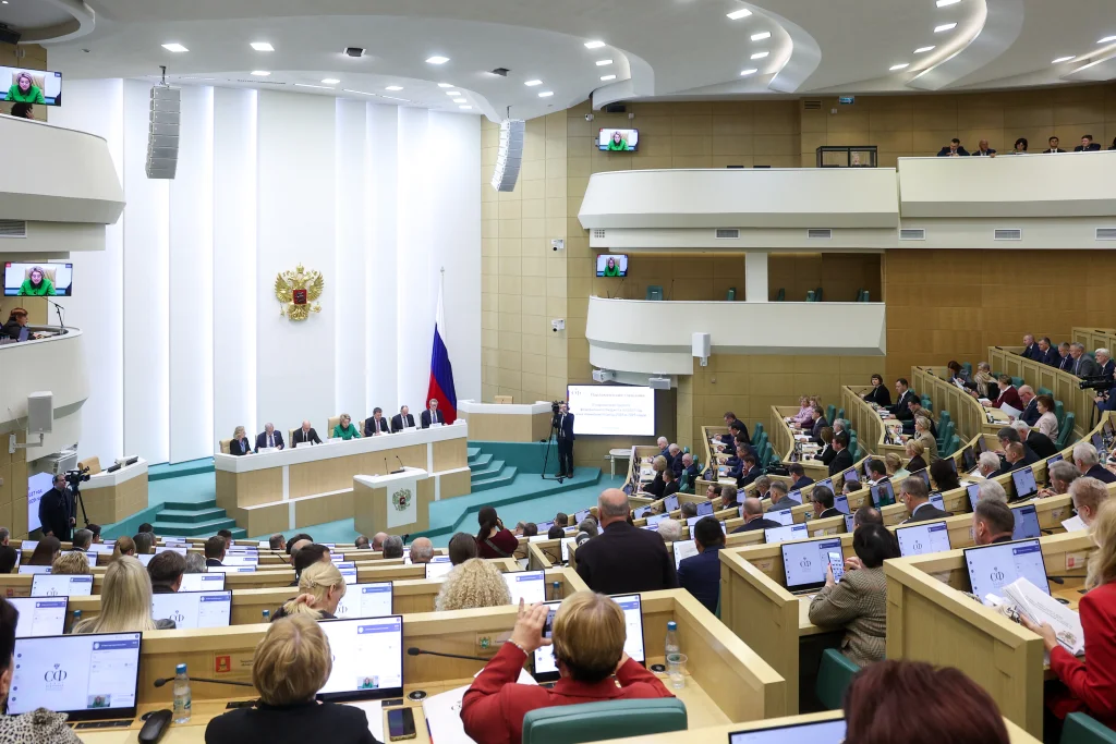 Геннадий Новосельцев: Социальные обязательства будут выполнены при всех трудностях, которые испытывает экономика России