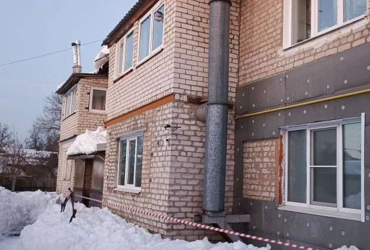 СК предъявил обвинения коммунальщикам после падения снега на людей в Калуге и Кондрово