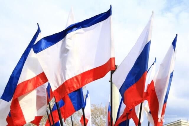 Попытки задушить Крым санкциями провалились, – Гоцанюк