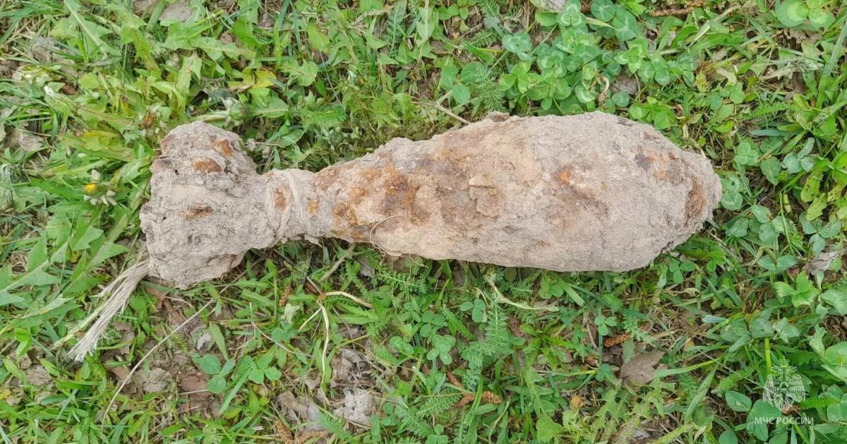 Артиллерийские снаряды обезвредили саперы в Калужской области